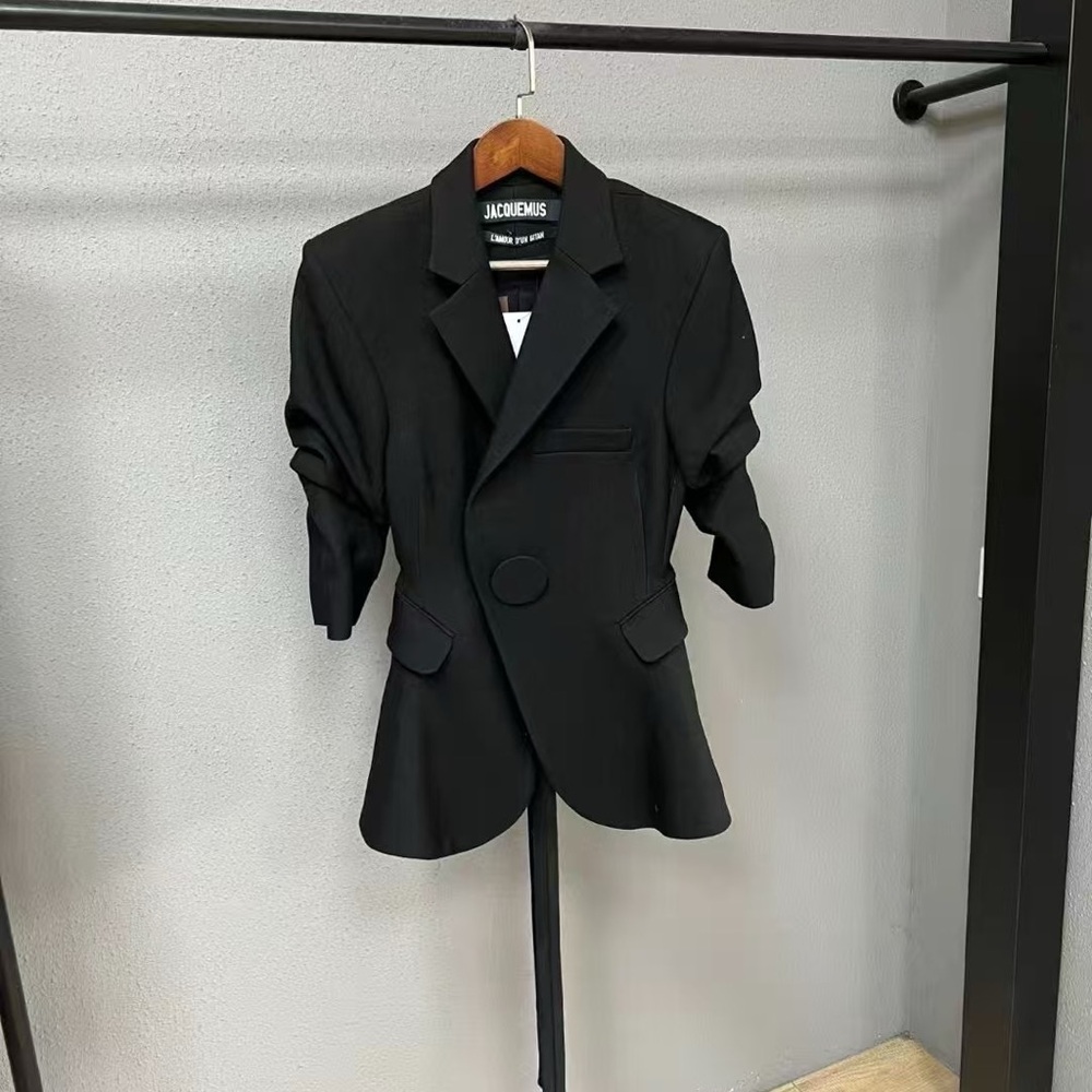 🚩steal authentic Jacquemus Elegant Black Blazer